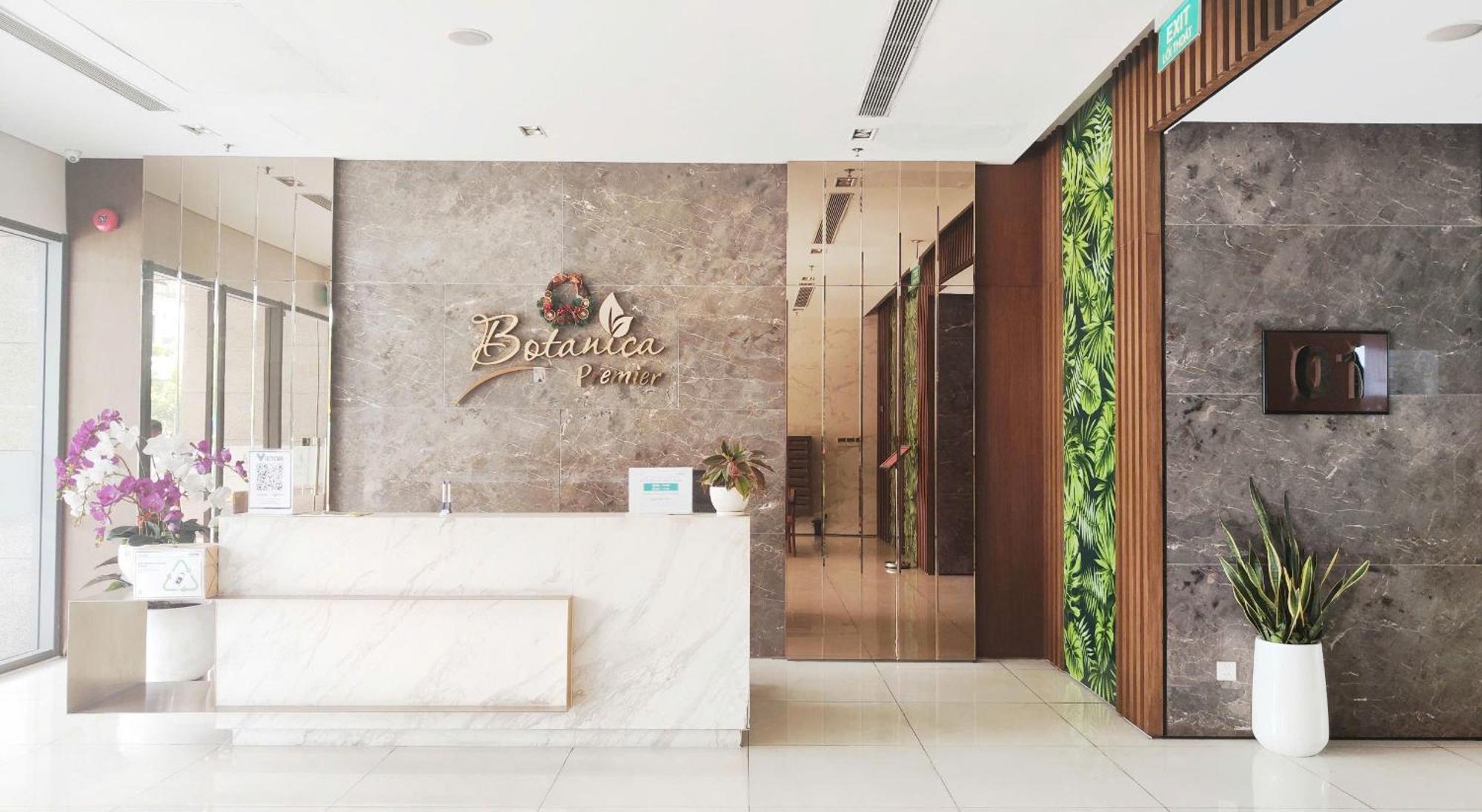 Khách sạn hẻo lánh Botanica Premier - With Swimming Pool, Near The Airport *